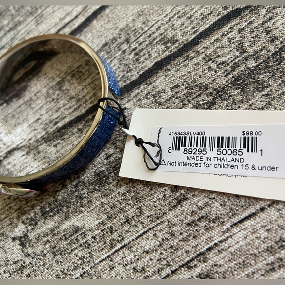 NWT! Coach enamel hinge bracelet in sparkling blue and silver with gift wrap - Picture 9 of 12